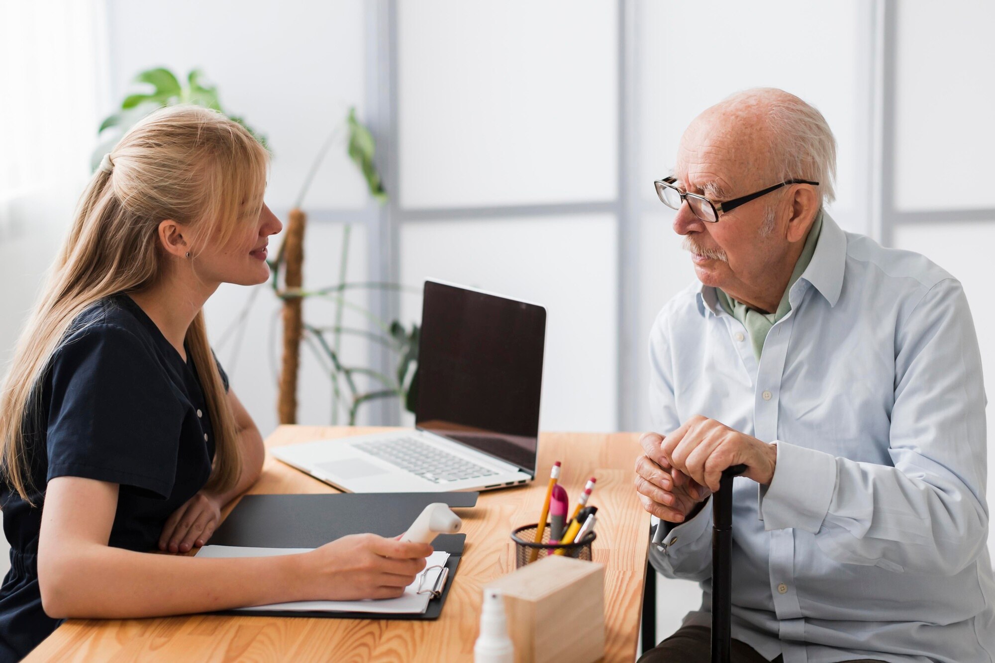 Optimize Caregiver Workflows with SaaS Management Tools